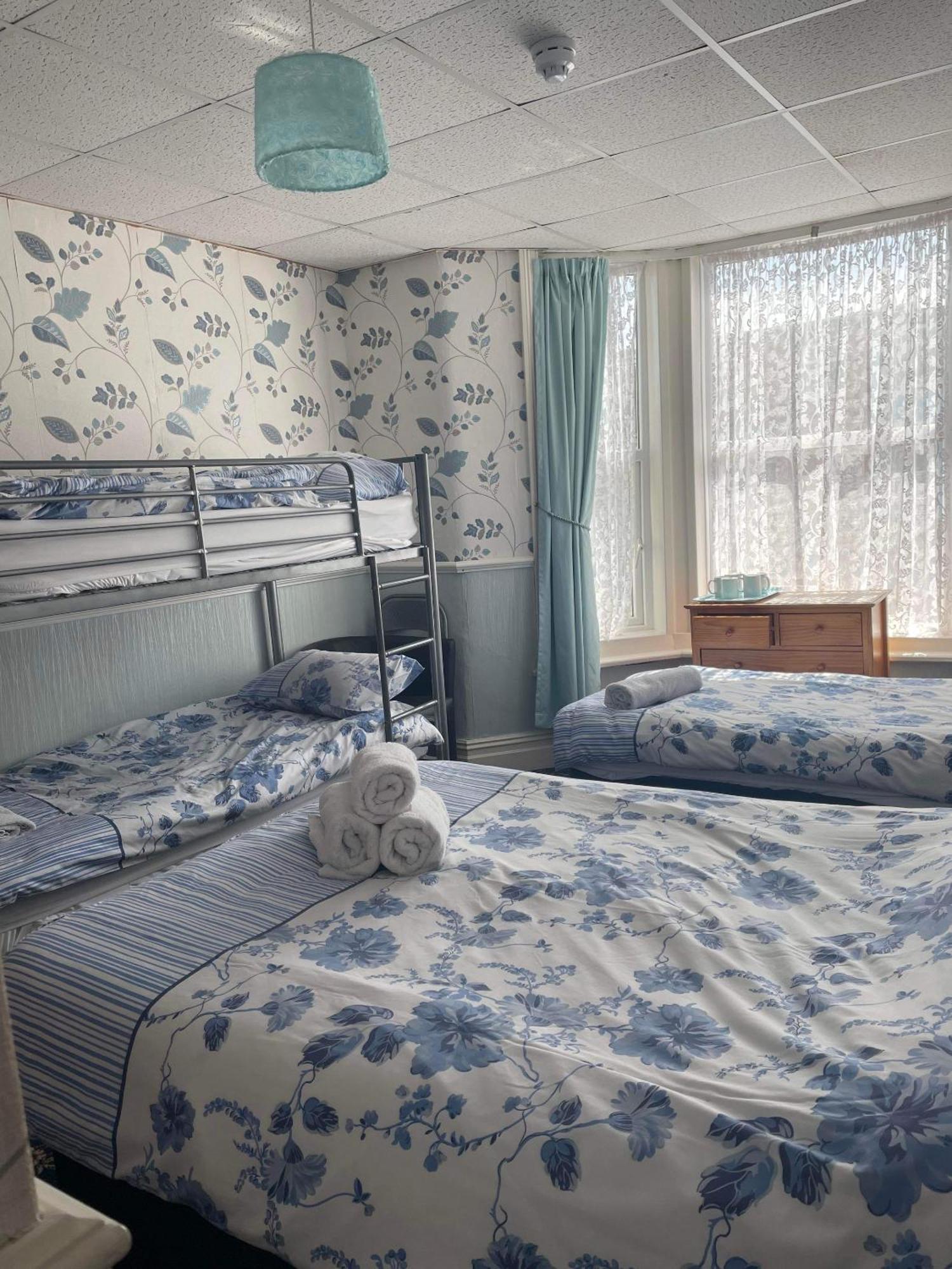 Roselea Hotel - St Chads Блекпул Екстериор снимка